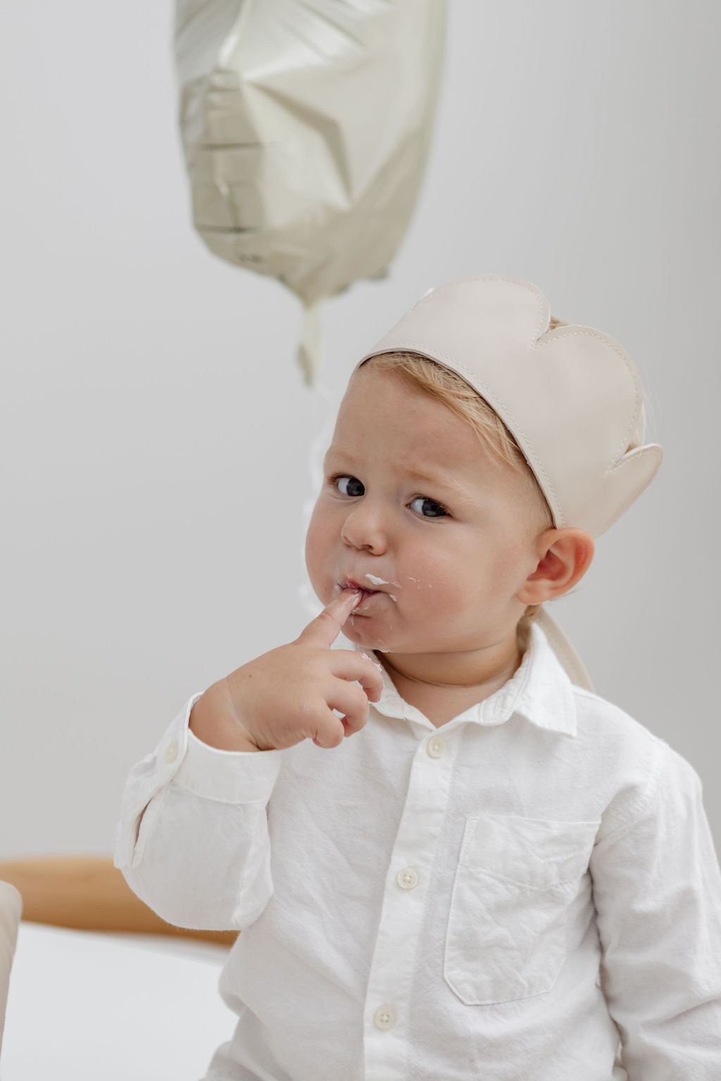 Scallop Crown in Stone