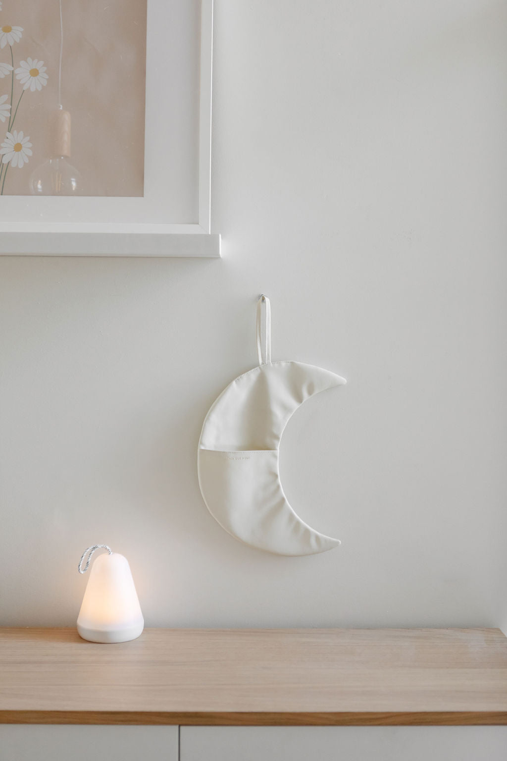 Moon Pouch in Cream